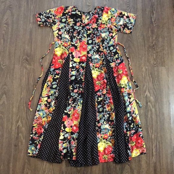 Vintage Floral Tieback Summer Dress - Picture 9 of 17
